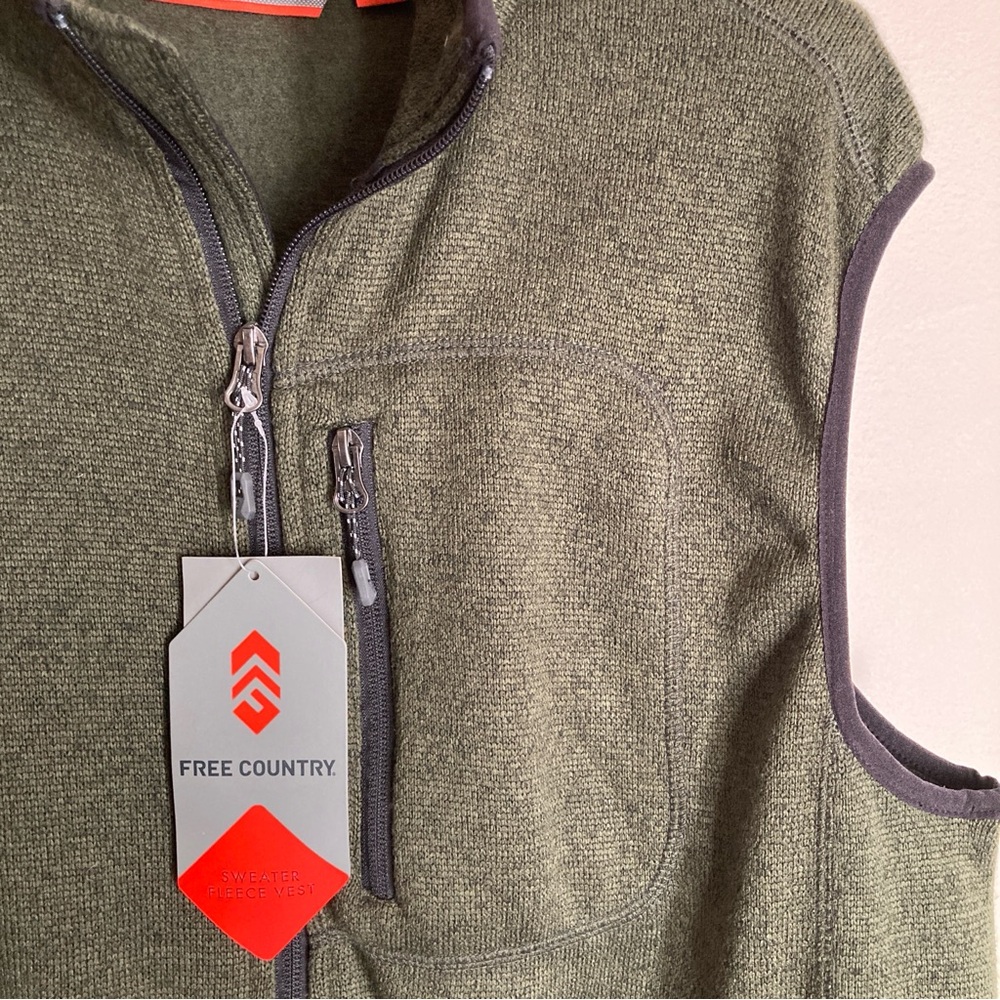 Free Country Olive Green Men's Vest - Picture 5 of 9
